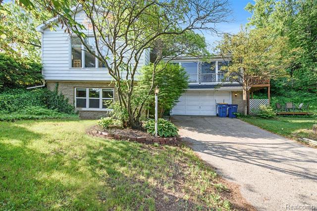 Builiding view two for 1211 Plymouth, Grand Rapids, MI. 49506