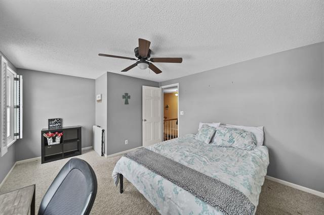 Builiding view sixteen for 520 Meadowbrook Dr, Adrian, MI. 49221