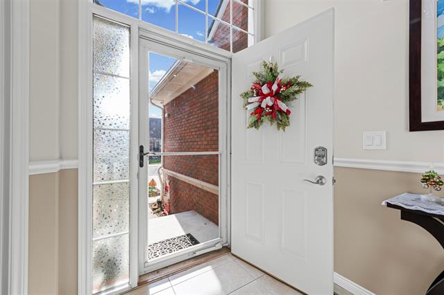 Builiding view five for 14893 North Park, Utica, MI. 48315