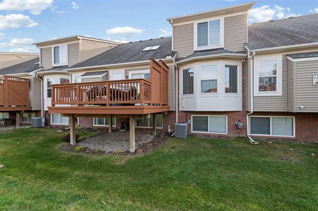 Builiding view thirty four for 14893 North Park, Utica, MI. 48315