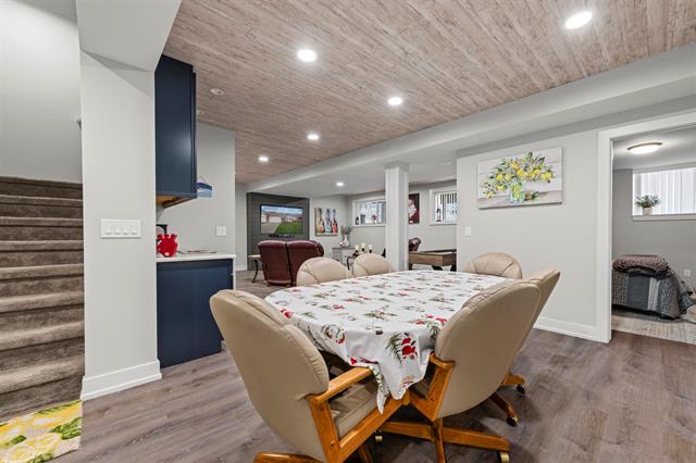 Builiding view twenty four for 14893 North Park, Utica, MI. 48315