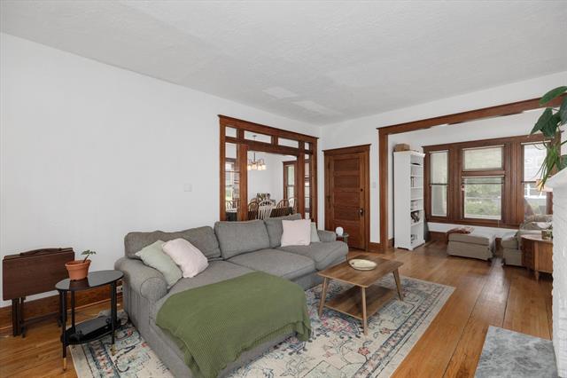 Builiding view seven for 418 King, Detroit, MI. 48202
