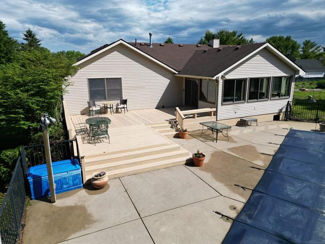 Builiding view twenty five for 9764 Annabelle, South Lyon, MI. 48178
