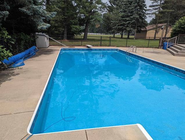 Builiding view twenty seven for 9764 Annabelle, South Lyon, MI. 48178