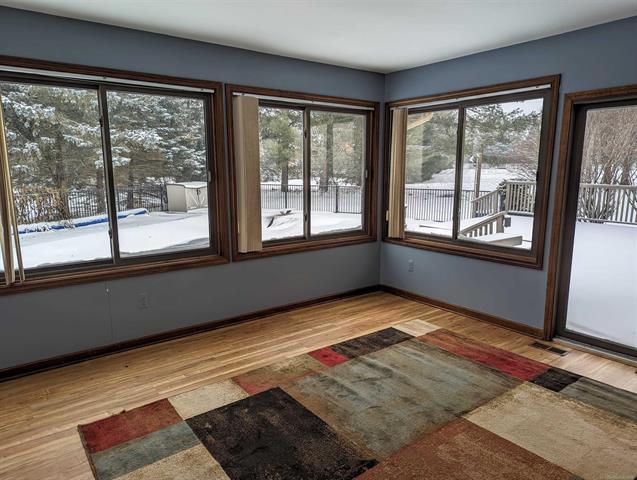 Builiding view twenty three for 9764 Annabelle, South Lyon, MI. 48178