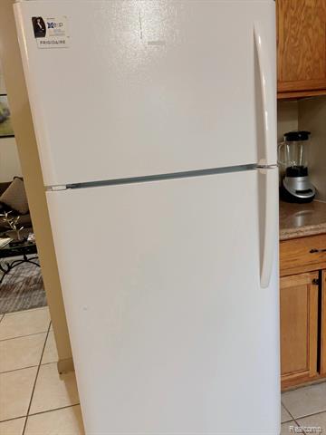 Builiding view eleven for 26387 Alden, Madison Heights, MI. 48071