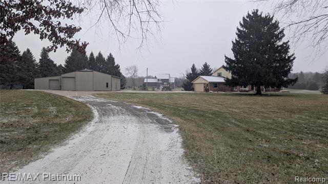 Builiding view forty five for 1901 Brandy, Brighton, MI. 48114