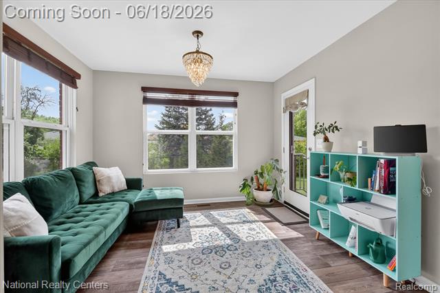Builiding view nineteen for 33137 Fuhrmann, Sterling Heights, MI. 48310
