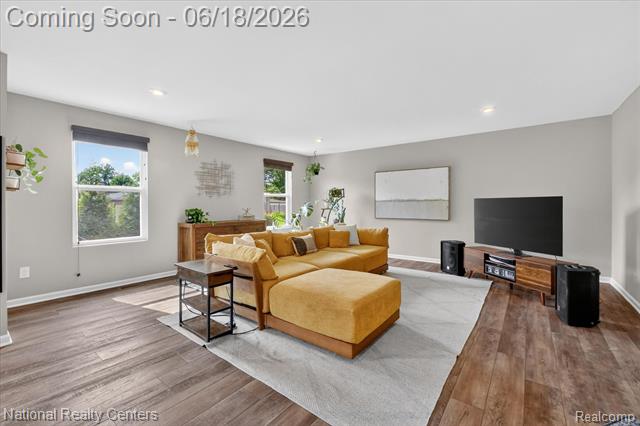 Builiding view six for 33137 Fuhrmann, Sterling Heights, MI. 48310