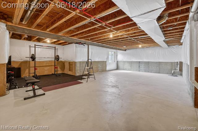 Builiding view thirty eight for 33137 Fuhrmann, Sterling Heights, MI. 48310