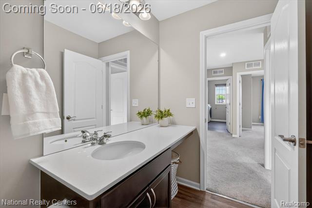 Builiding view thirty five for 33137 Fuhrmann, Sterling Heights, MI. 48310