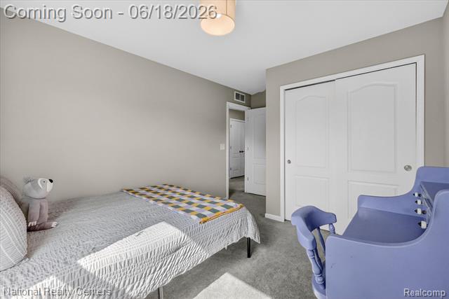 Builiding view thirty one for 33137 Fuhrmann, Sterling Heights, MI. 48310