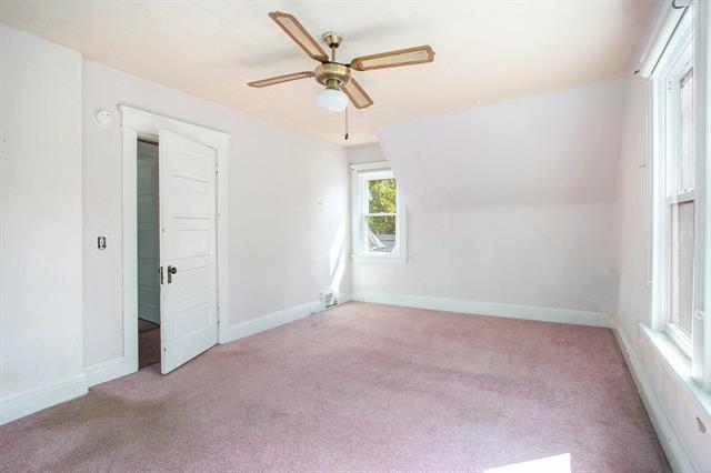 Builiding view eight for 210 Battle Creek, Battle Creek, MI. 49037