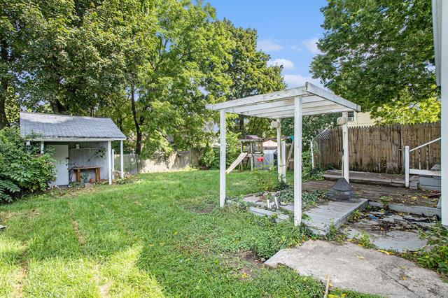 Builiding view thirteen for 210 Battle Creek, Battle Creek, MI. 49037