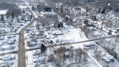 Builiding view forty four for 312 Clinton, Hastings, MI. 49058