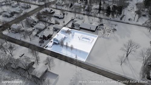 Builiding view forty three for 312 Clinton, Hastings, MI. 49058