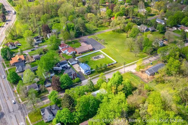 Builiding view thirty nine for 312 Clinton, Hastings, MI. 49058