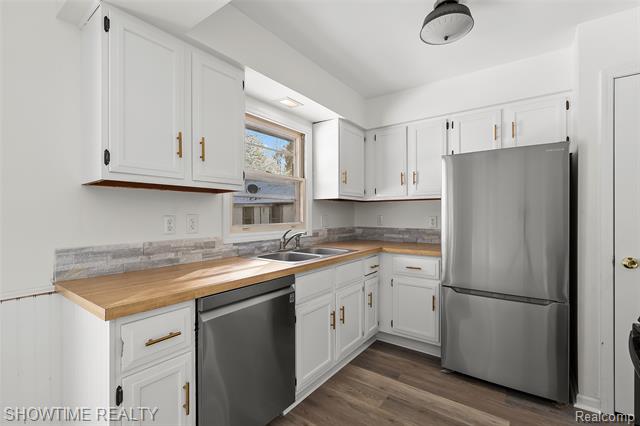 Builiding view eight for 1514 26Th, Kalamazoo, MI. 49048