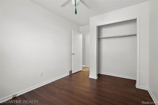 Builiding view eleven for 1514 26Th, Kalamazoo, MI. 49048