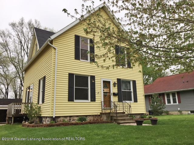 front view for 358 Quarterline Street, Portland, Mi. 48875