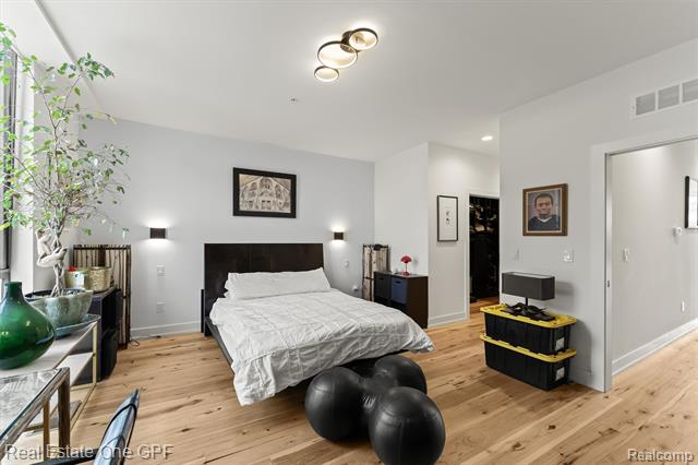 Builiding view eleven for 228 Edmund, Detroit, MI. 48201