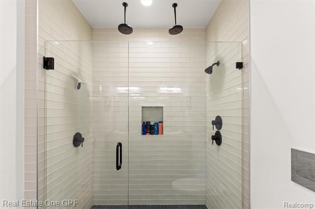 Builiding view fourteen for 228 Edmund, Detroit, MI. 48201