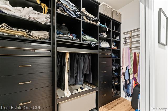 Builiding view twelve for 228 Edmund, Detroit, MI. 48201