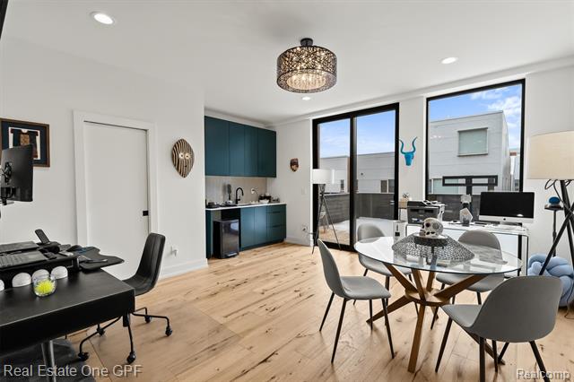 Builiding view twenty three for 228 Edmund, Detroit, MI. 48201