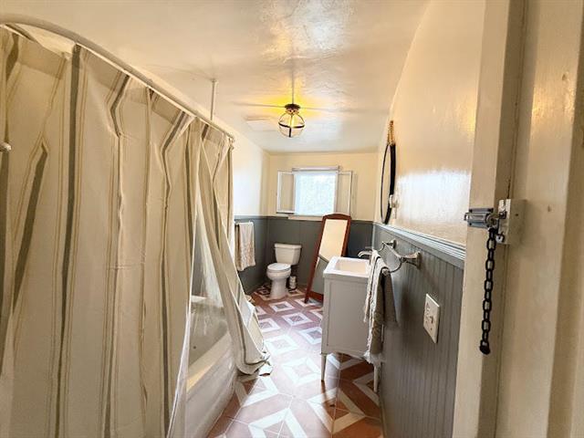 Builiding view nine for 4901 Munger, Ypsilanti, MI. 48197