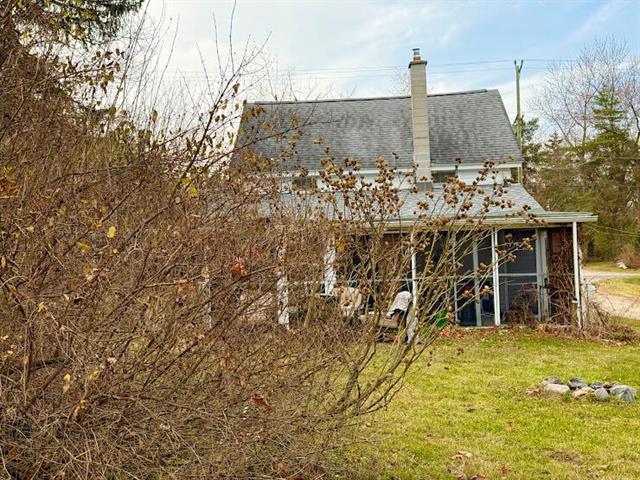 Builiding view sixteen for 4901 Munger, Ypsilanti, MI. 48197