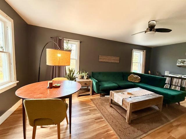 Builiding view three for 4901 Munger, Ypsilanti, MI. 48197