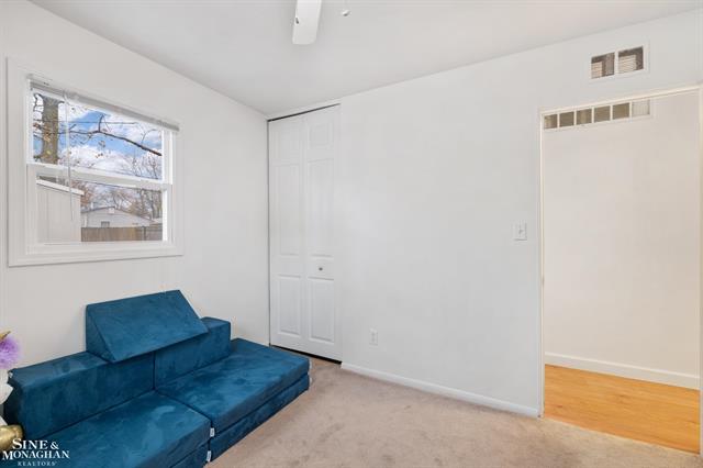 Builiding view sixteen for 26435 Tawas, Madison Heights, MI. 48071