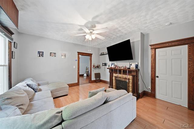 Builiding view nine for 225 Seeley St, Adrian, MI. 49221