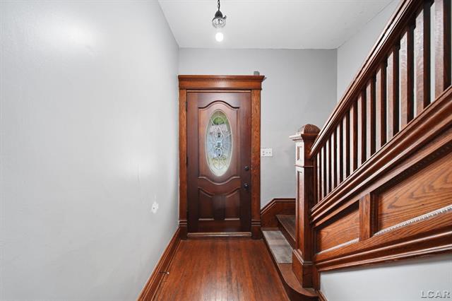 Builiding view seven for 225 Seeley St, Adrian, MI. 49221