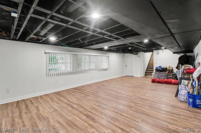Builiding view seventeen for 27531 Bell, Southfield, MI. 48034