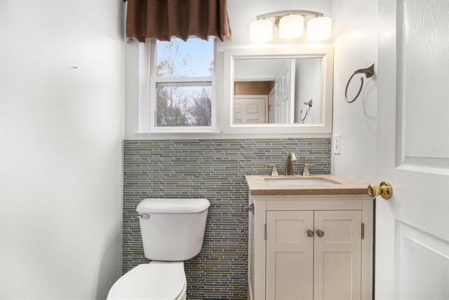 Builiding view eleven for 172 Garden, Whitmore Lake, MI. 48189