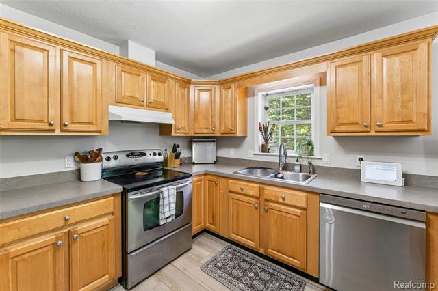 Builiding view seven for 1177 Emerald Forest, Davison, MI. 48423