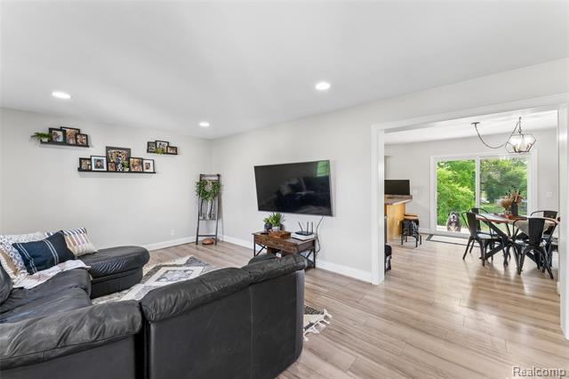 Builiding view three for 1177 Emerald Forest, Davison, MI. 48423