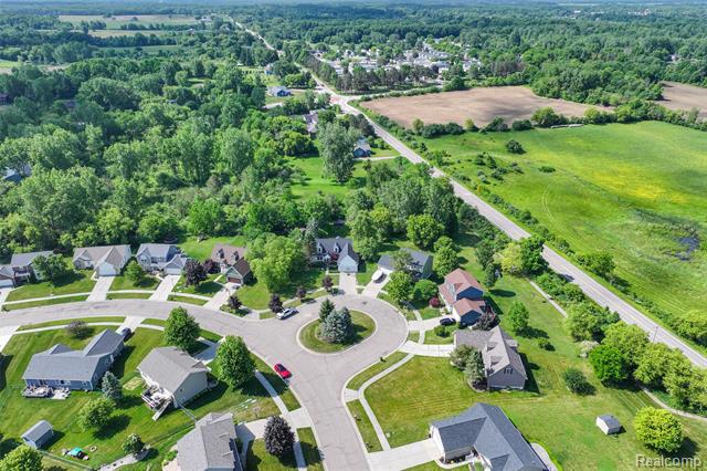 Builiding view twenty nine for 1177 Emerald Forest, Davison, MI. 48423