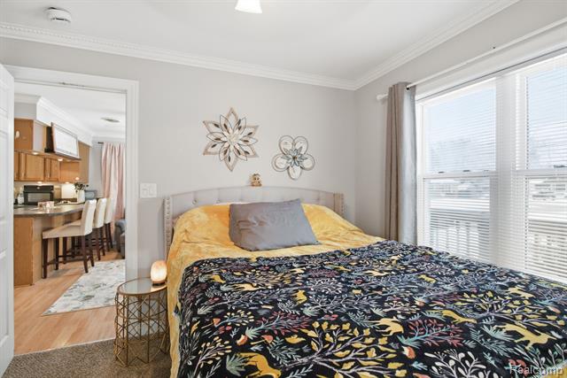 Builiding view twenty five for 2304 2Nd, Westland, MI. 48186