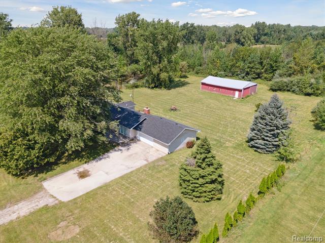 Builiding view forty for 2933 Sanilac, Mayville, MI. 48744