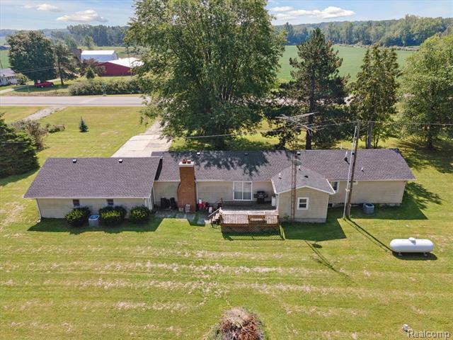 Builiding view thirty four for 2933 Sanilac, Mayville, MI. 48744