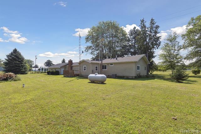 Builiding view thirty six for 2933 Sanilac, Mayville, MI. 48744