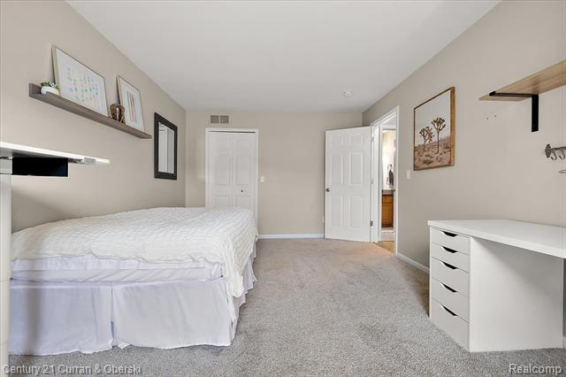 Builiding view nineteen for 15943 Morningside, Northville, MI. 48168