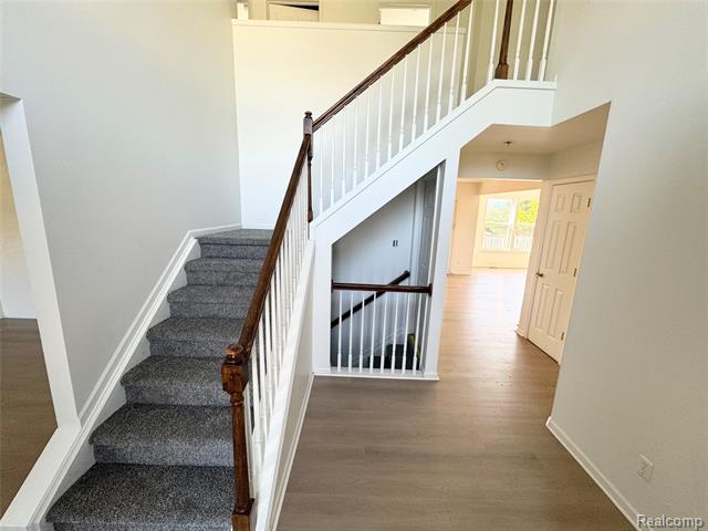 Builiding view one for 7586 Kensington, Ypsilanti, MI. 48197