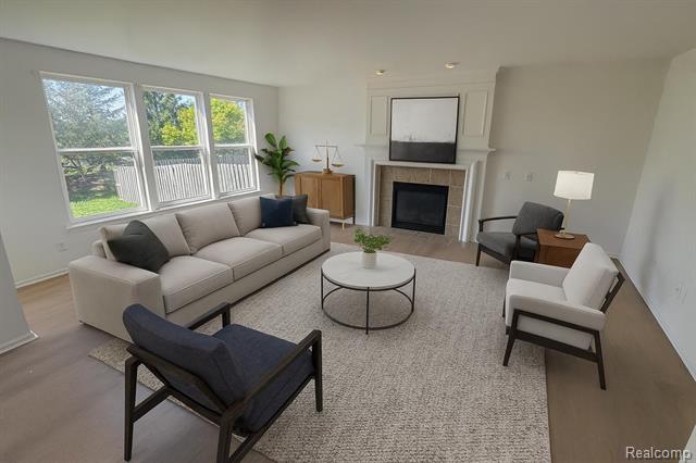 Builiding view thirty three for 7586 Kensington, Ypsilanti, MI. 48197