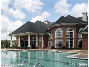 Builiding view three for 45707 Stonewood, Canton, MI. 48187