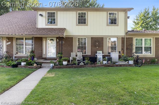 Builiding view twenty nine for 8948 Shawn, Sterling Heights, MI. 48312