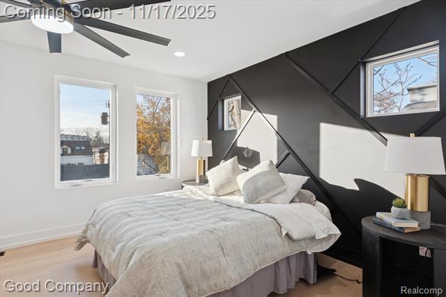 Builiding view fifteen for 125 N Washington, Royal Oak, MI. 48067