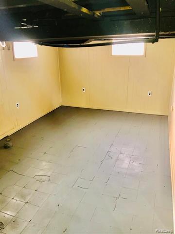 Builiding view eleven for 20200 Monte Vista, Detroit, MI. 48221